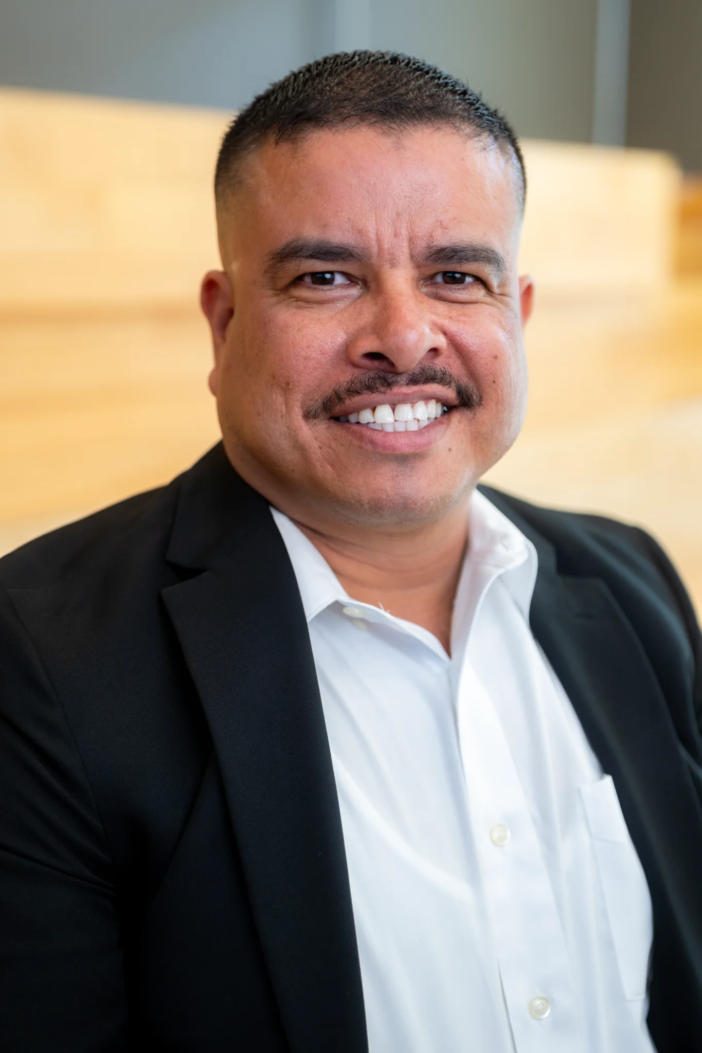 Enrique Guerrero | Director of Finances